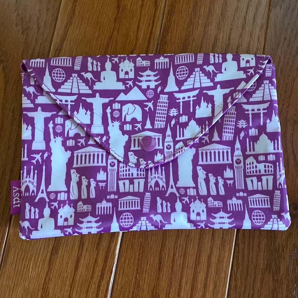 Makeup bag